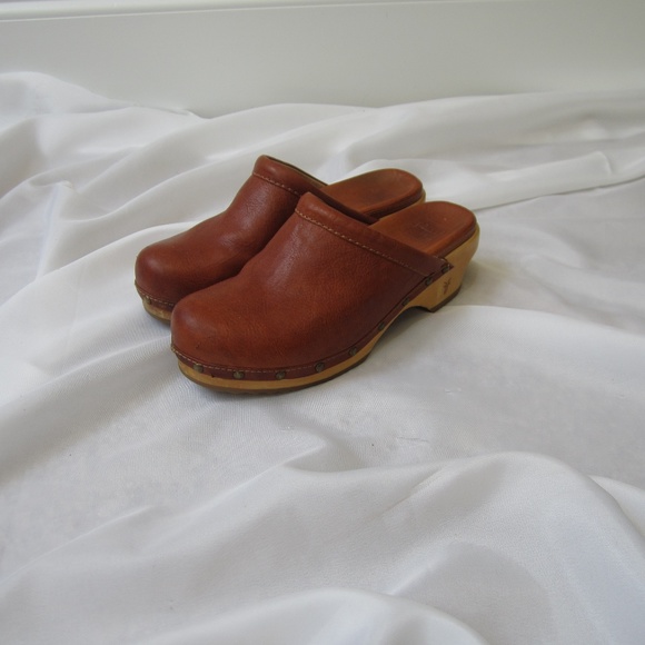 Frye Shoes - Frye 7 Clara Campus Clog Mules Shoes Fall Leather